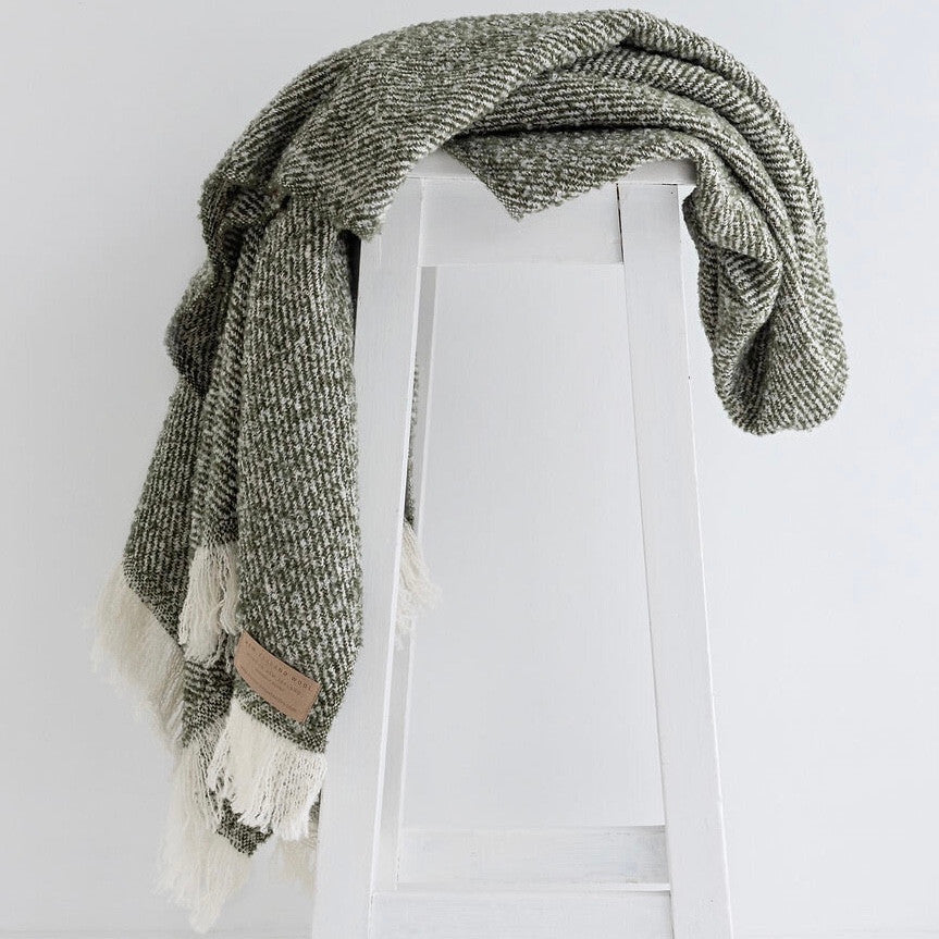 Moss wool twill throw