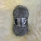 Ball of yarn in colour silver.