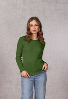 Women wearing Vine coloured top