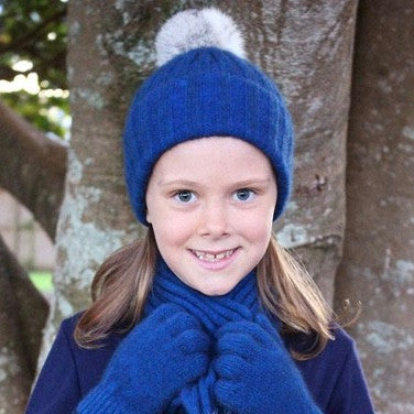 Child wearing beanie. Colour Lagoon