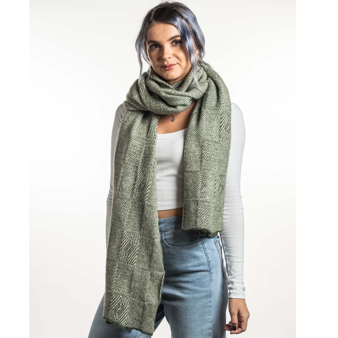 Koru - Merino - Possum Jacquard Wrap Moss/White
