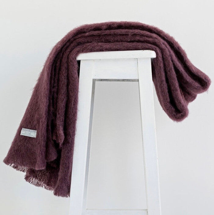 Mulberry colour mohair rug