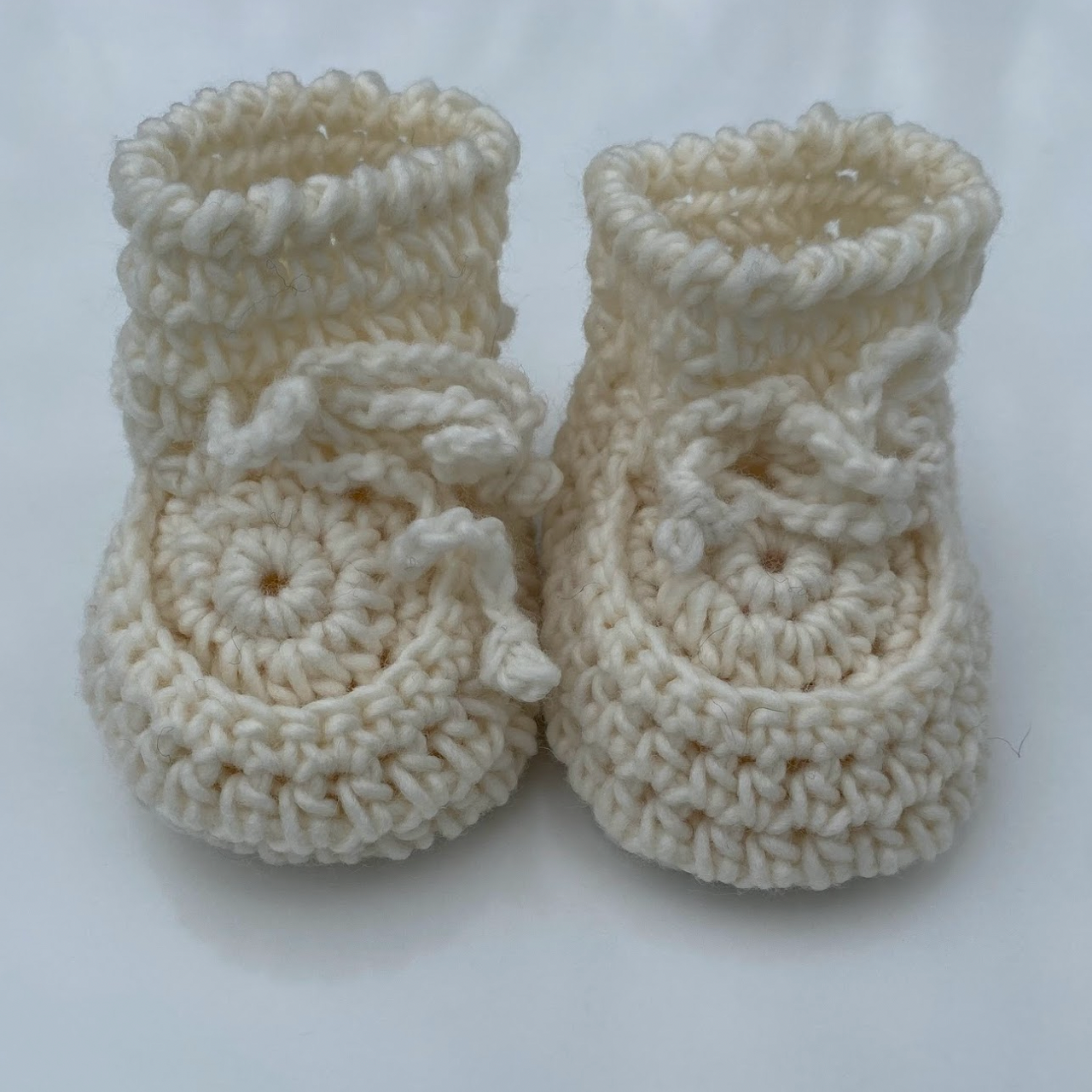 Sheepy Feet Crochet Bootee (SFCBTE)Cream