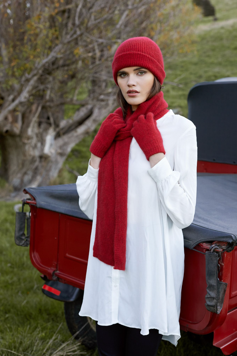 McDonald - Possum & Merino Fine Ribbed Scarf (671)