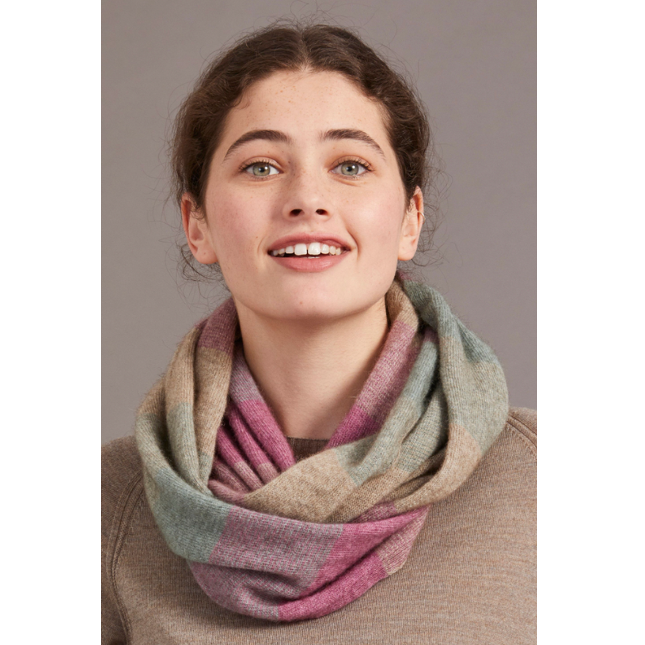 McDonald - Merino & Possum Ombre Snood (658) Hydrangea