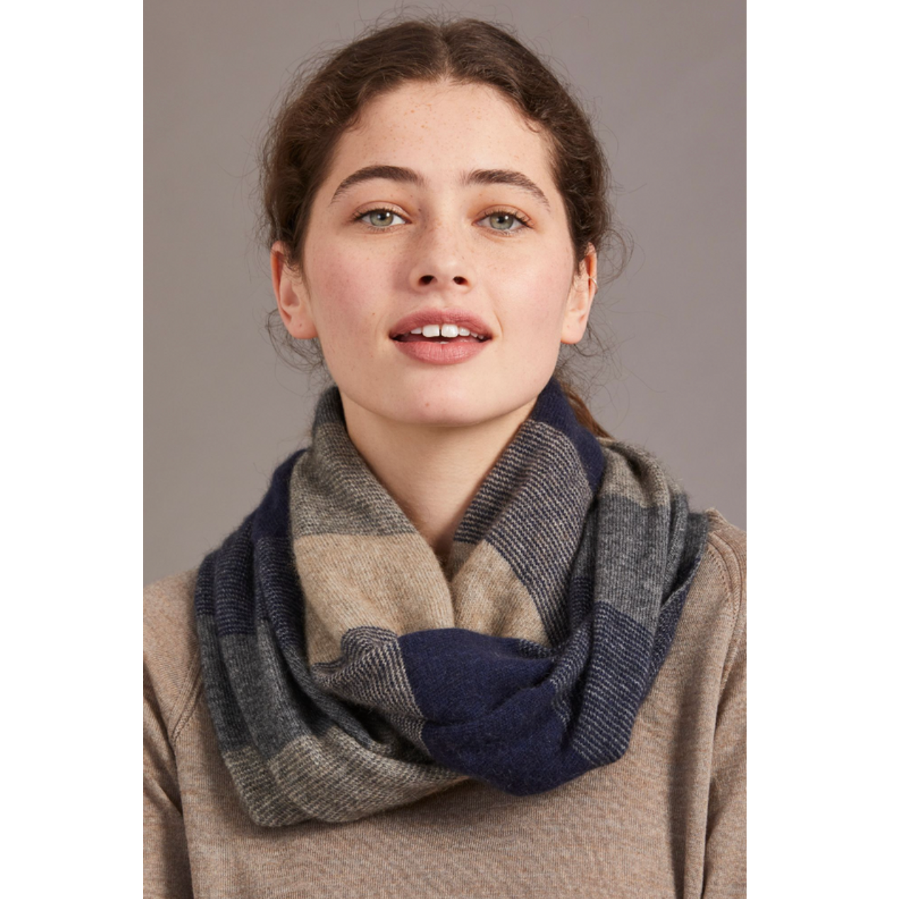 McDonald - Merino & Possum Ombre Snood (658)Dapple