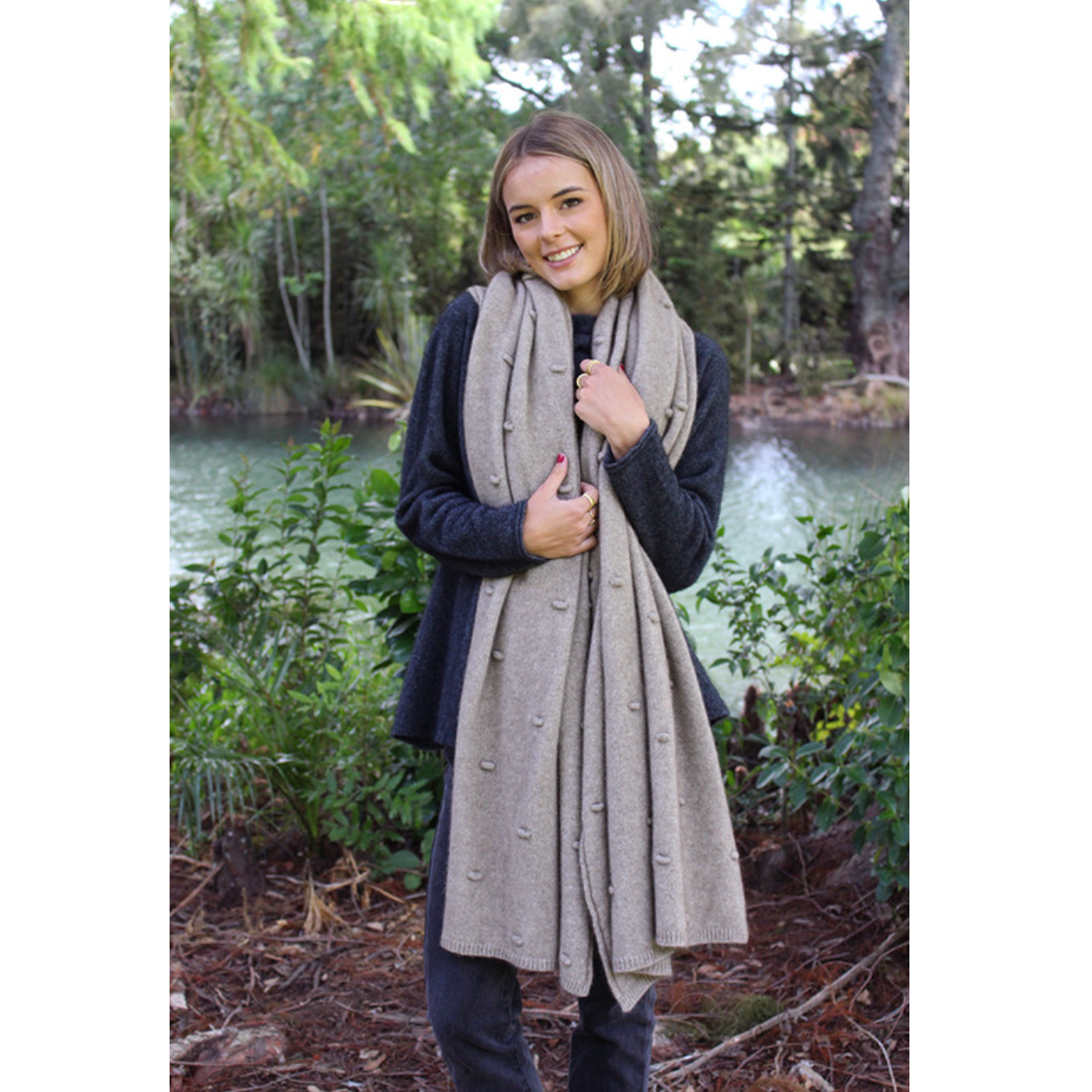 Lothlorian - Merino & Possum Bobble Wrap (9724)Natural