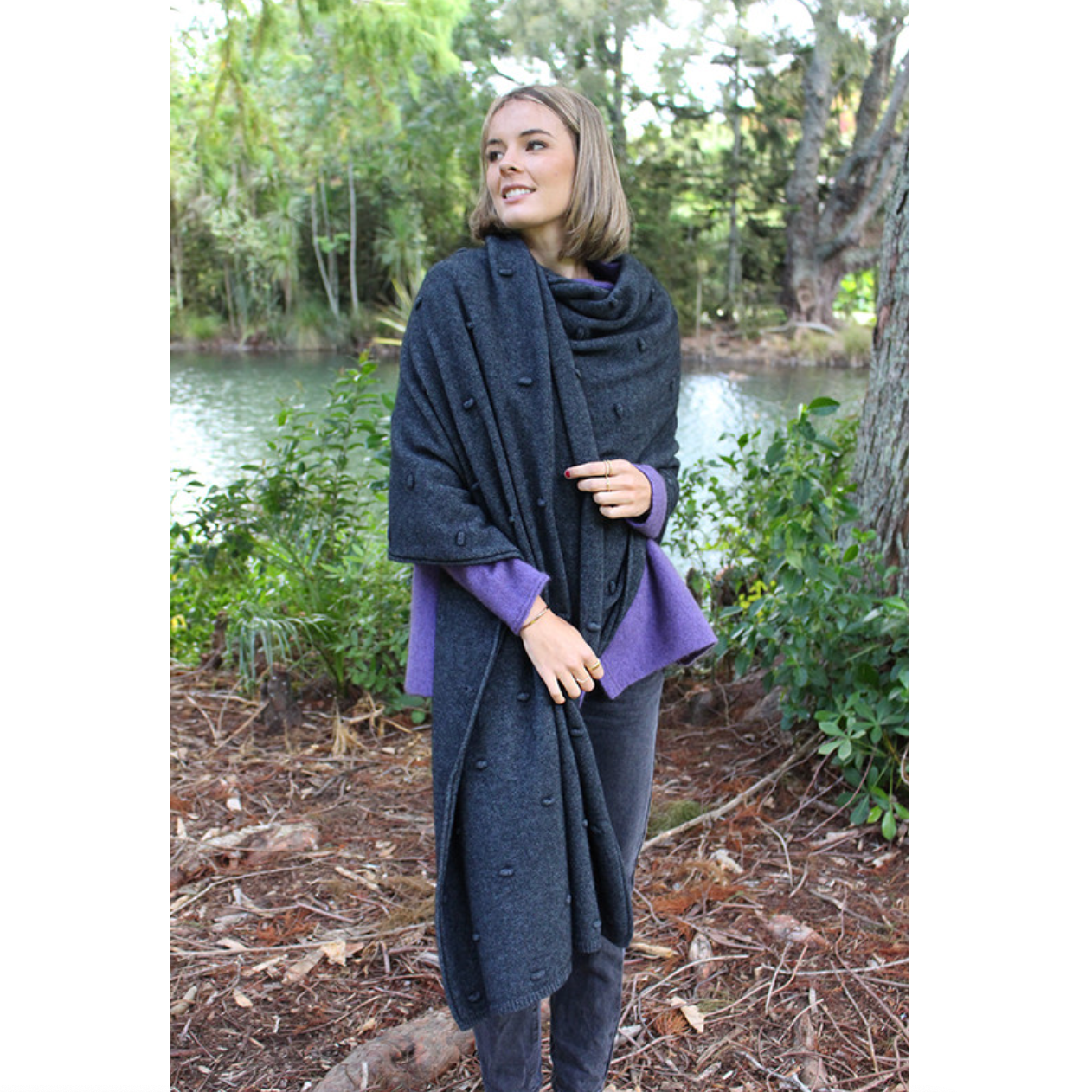 Lothlorian - Merino & Possum Bobble Wrap (9724)Charcoal