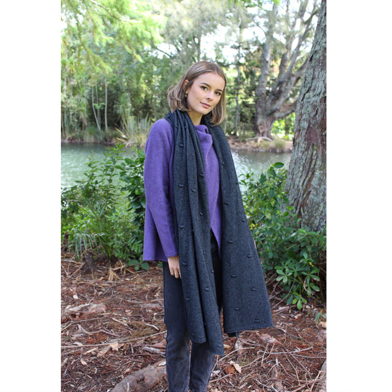 Lothlorian - Merino & Possum Bobble Wrap (9724)Charcoal