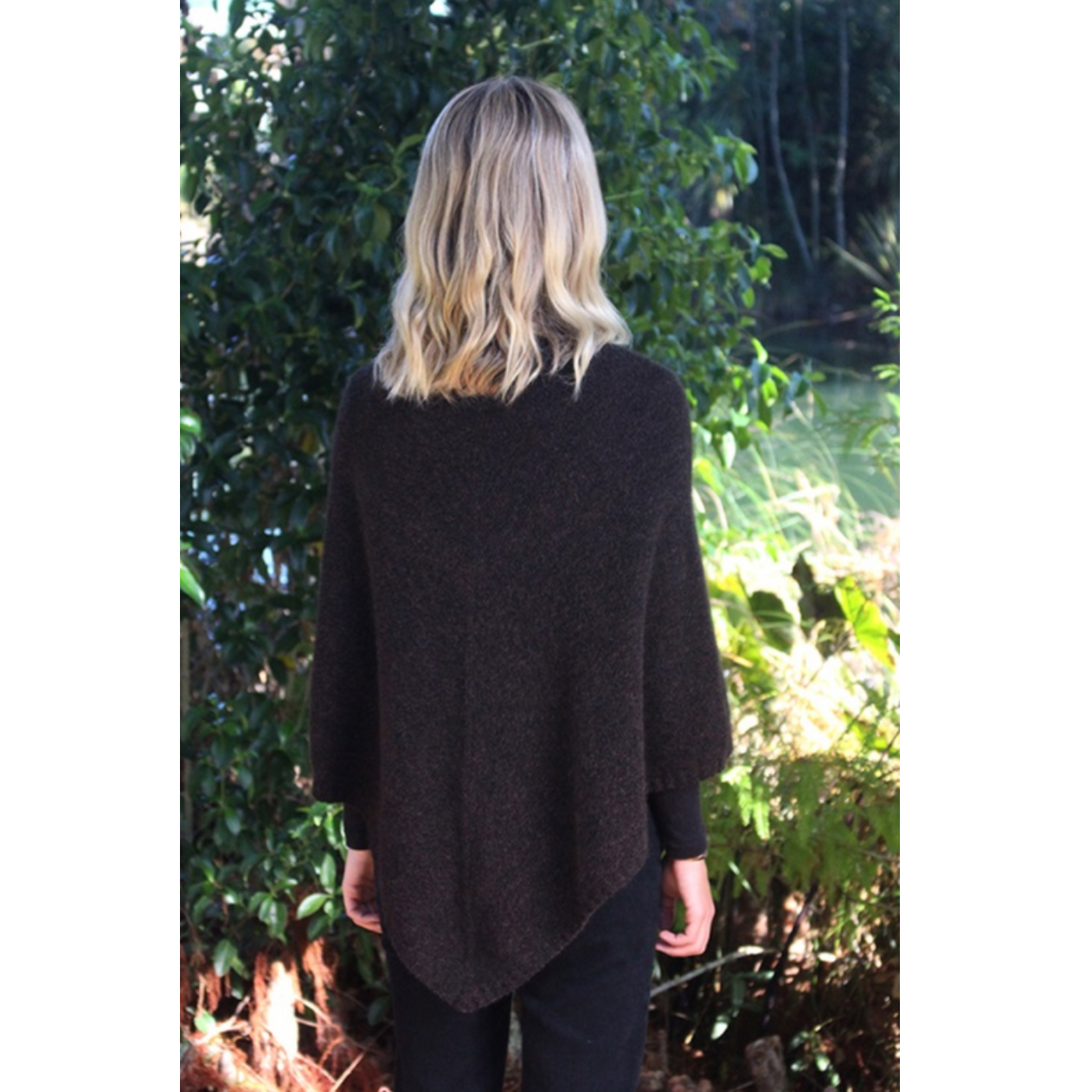 Lothlorian - Plain Poncho (9982)Brown Marl