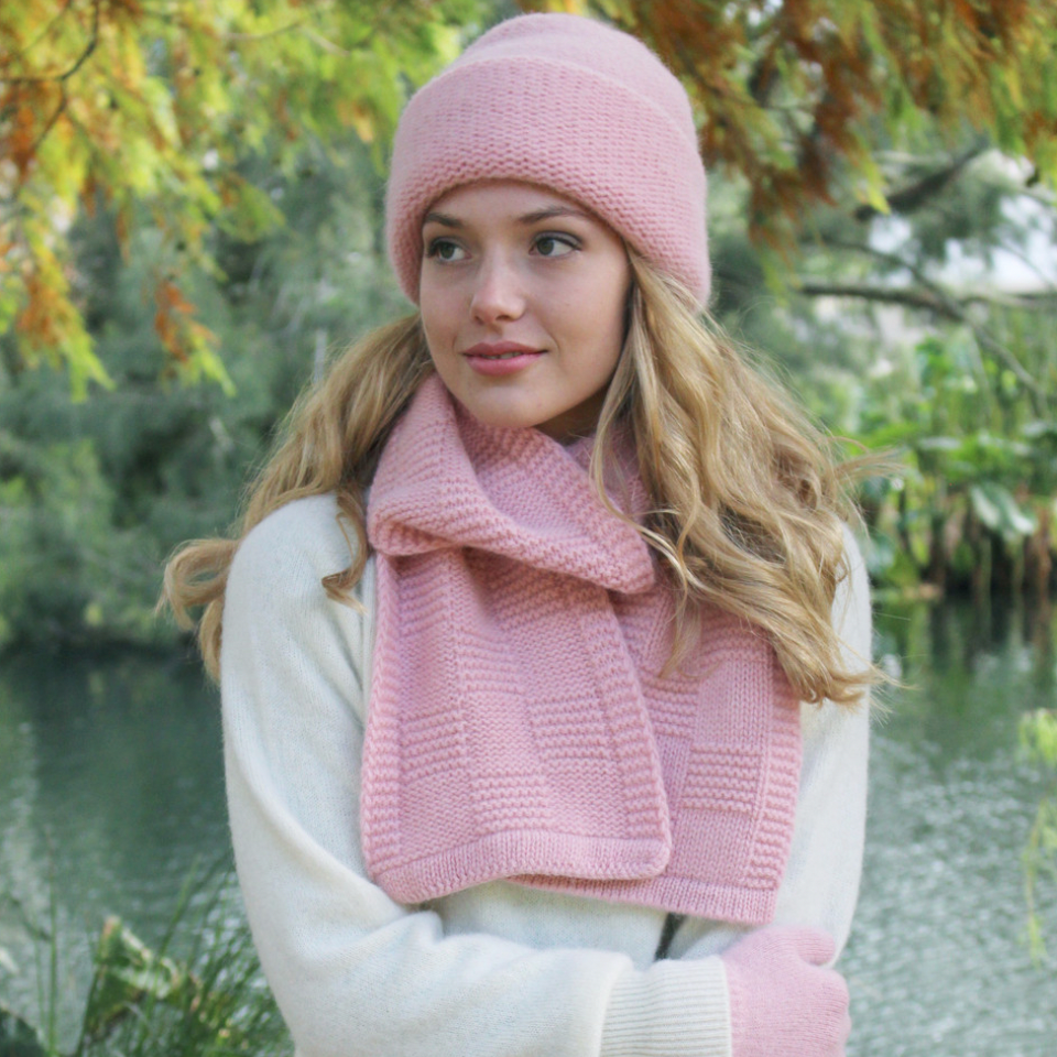 Grid scarf in colour Rose