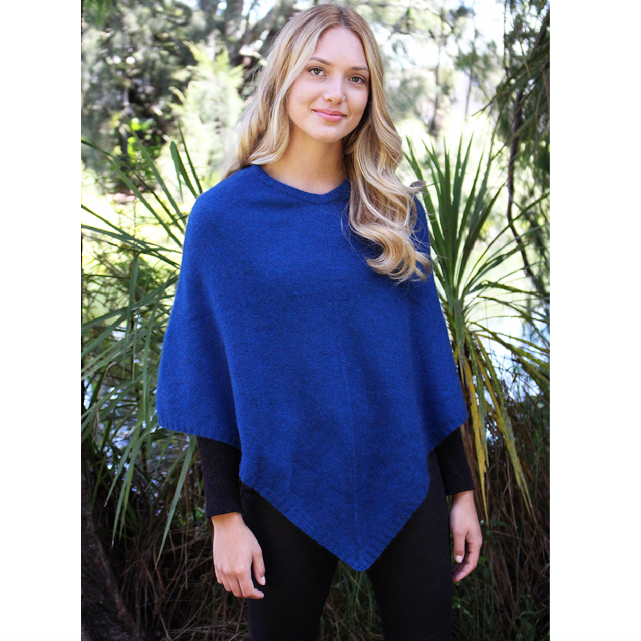 Lothlorian - Plain Poncho (9982) Lagoon