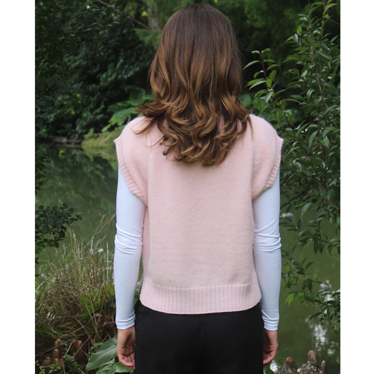 Lothlorian - Alpaca Plain Crew Neck Vest (ALP075)Blush
