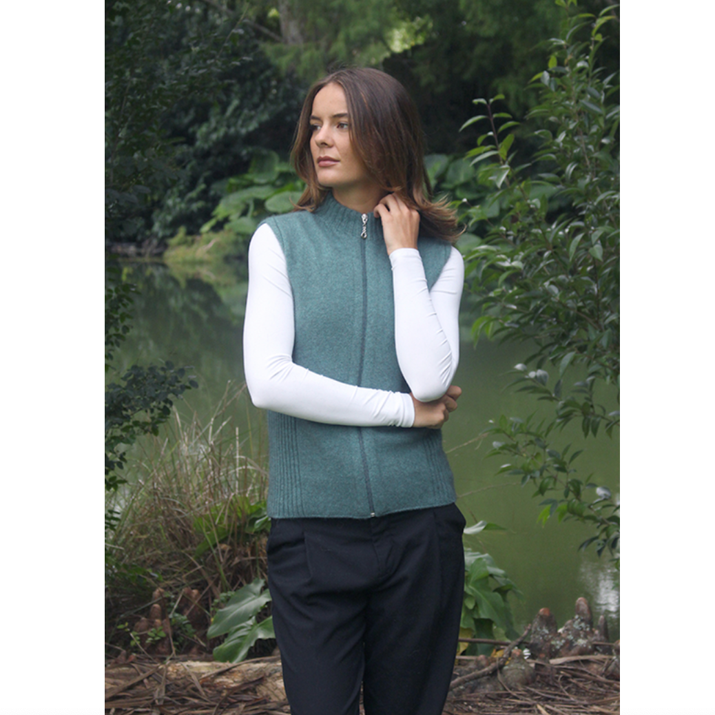Lothlorian - Zip Vest with Rib Detail (9978)Sage