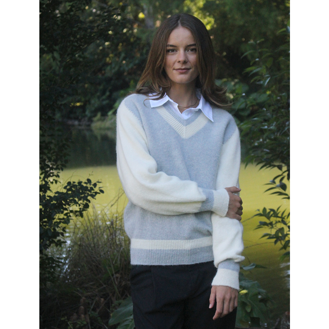 Lothlorian - Varsity Jumper Dove