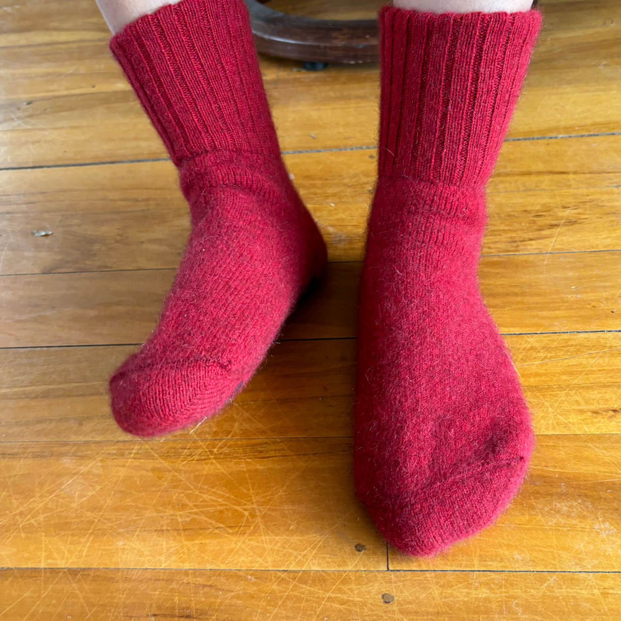 Lothlorian - Merino & Possum House Sock Red