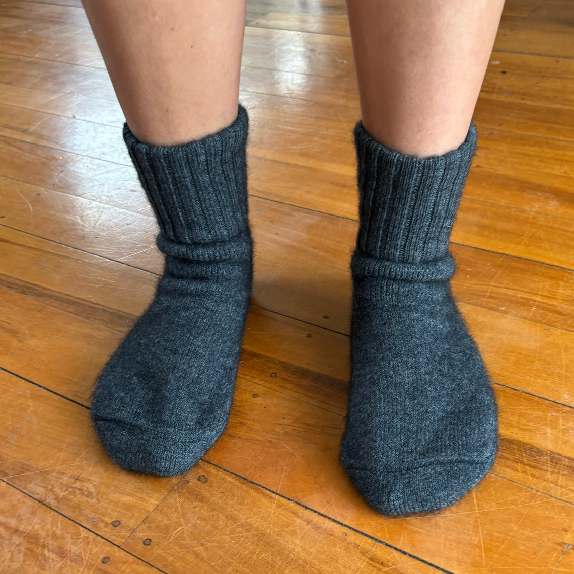 Lothlorian - Merino & Possum House Sock Charcoal