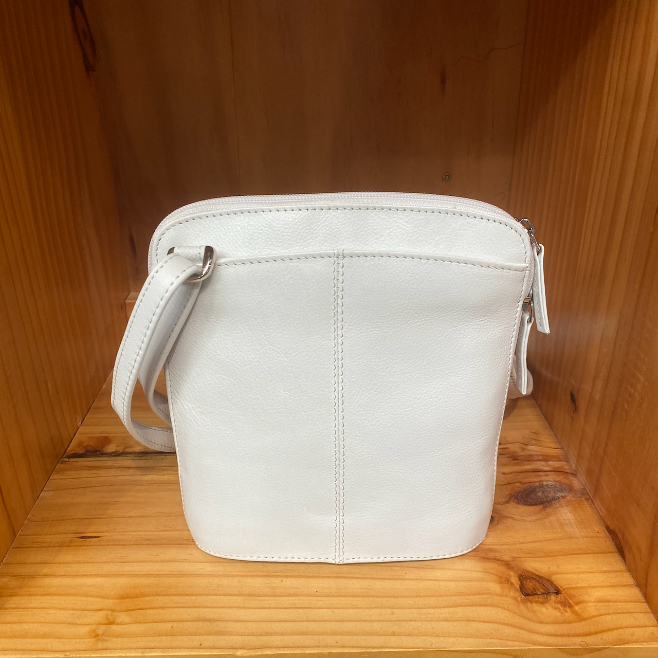 Baron & Burton - Small Genuine Leather Handbag (23822) White
