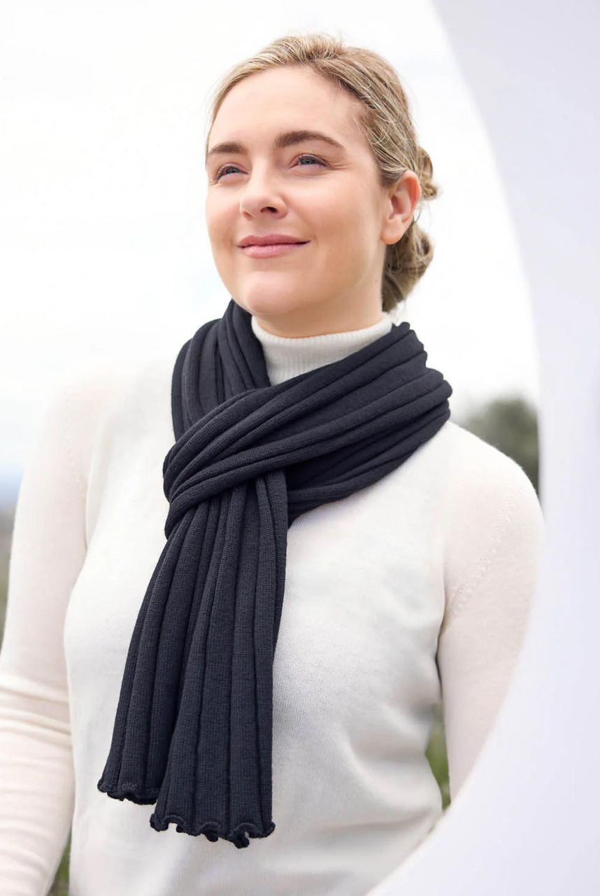 Royal Merino - 100% Merino Rib Scarf (RM3031) Black