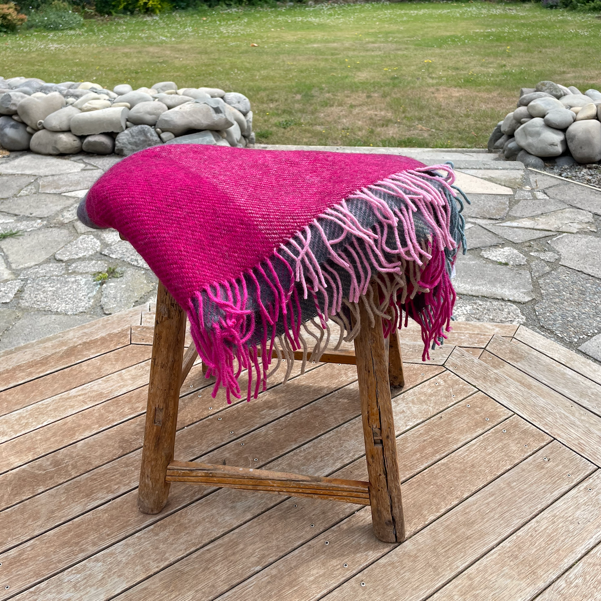 Klippan - Lambswool and Gotland Check Throw Pink