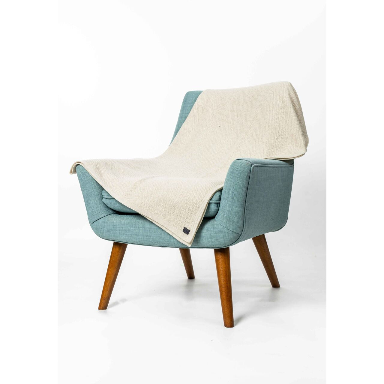 Koru - Merino & Possum Plated Herringbone Throw (KO966)White/Natural